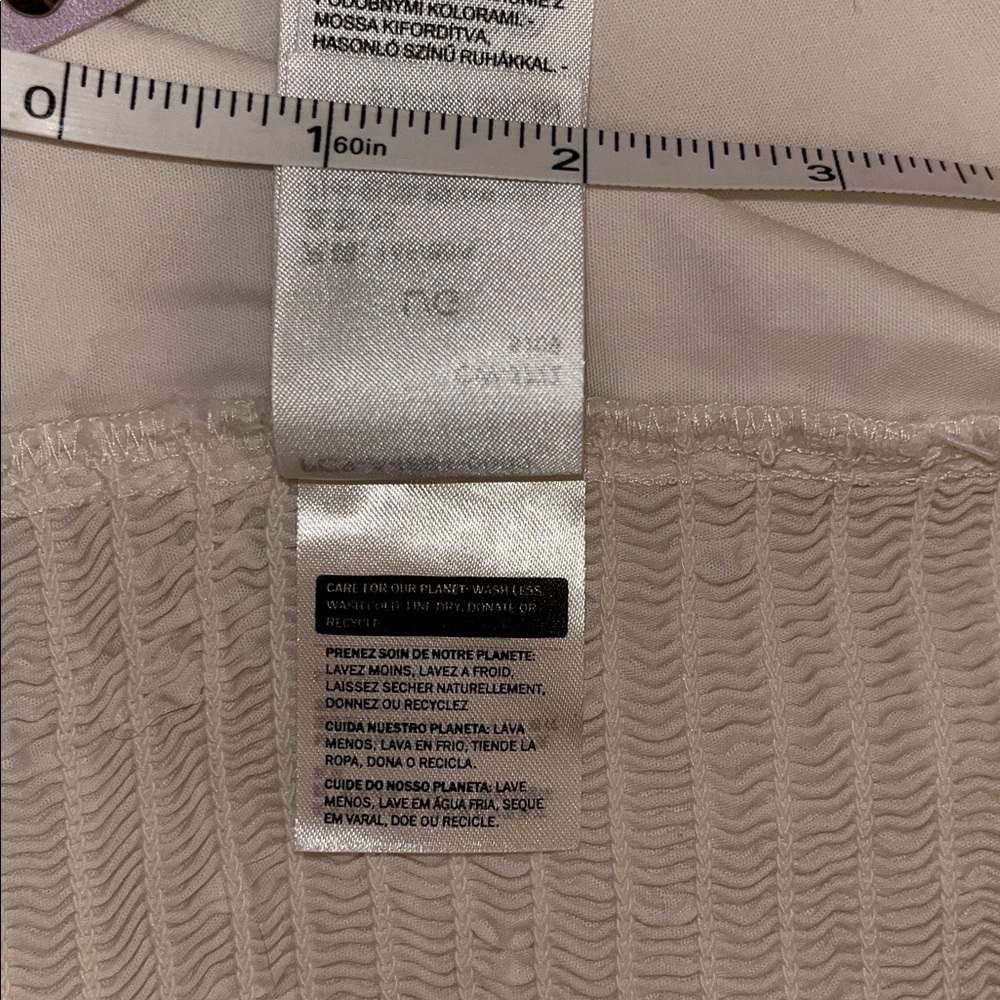 Levi's Blouse with Puff Sleeves - Picture 9 of 11